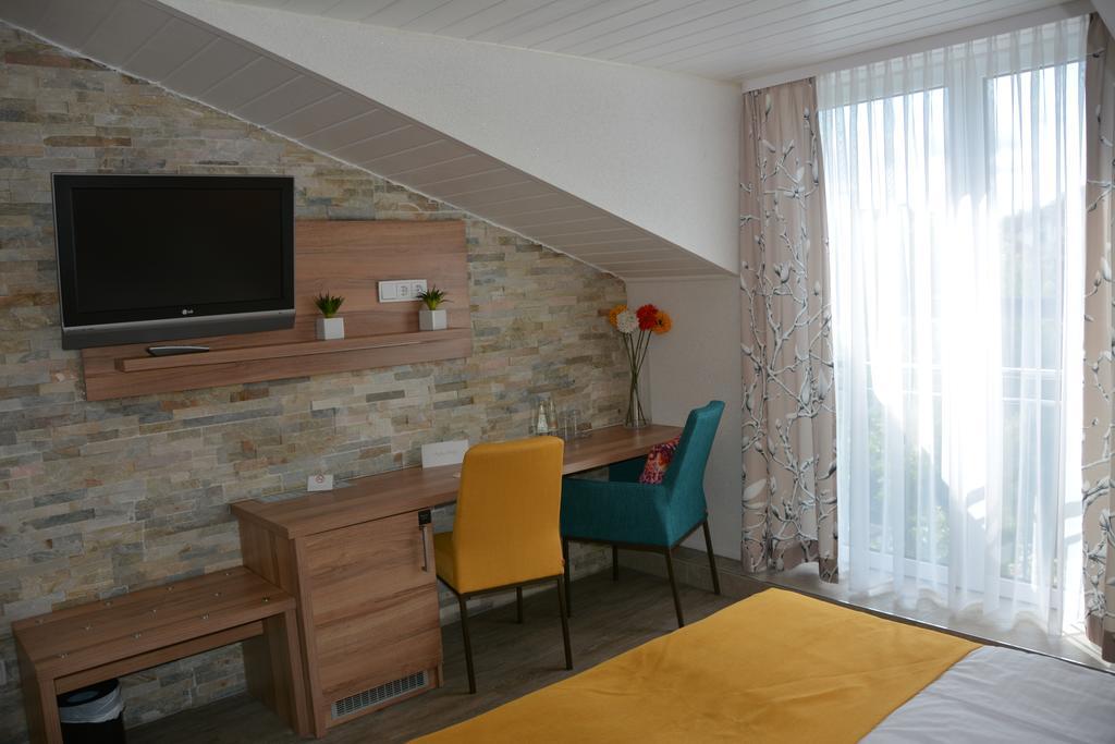 Alpina Hotel Rosenheim Eksteriør bilde